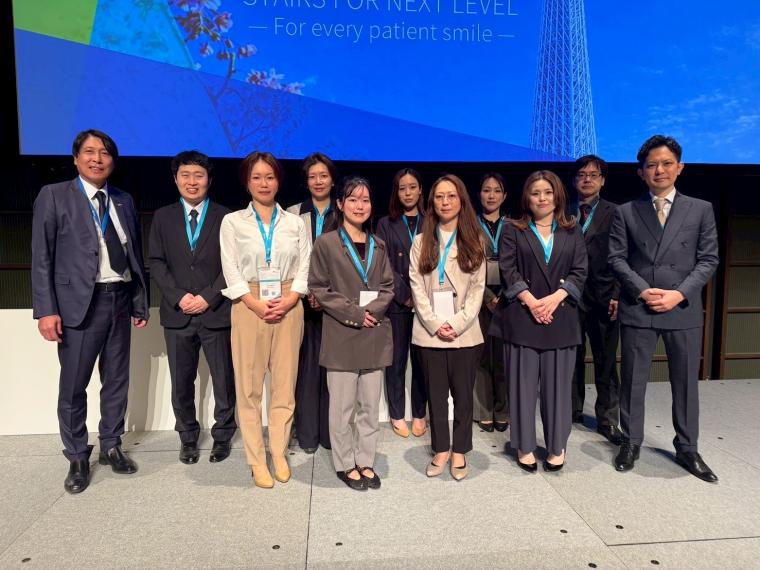 スタッフ全員でインプラントフォーラムに参加